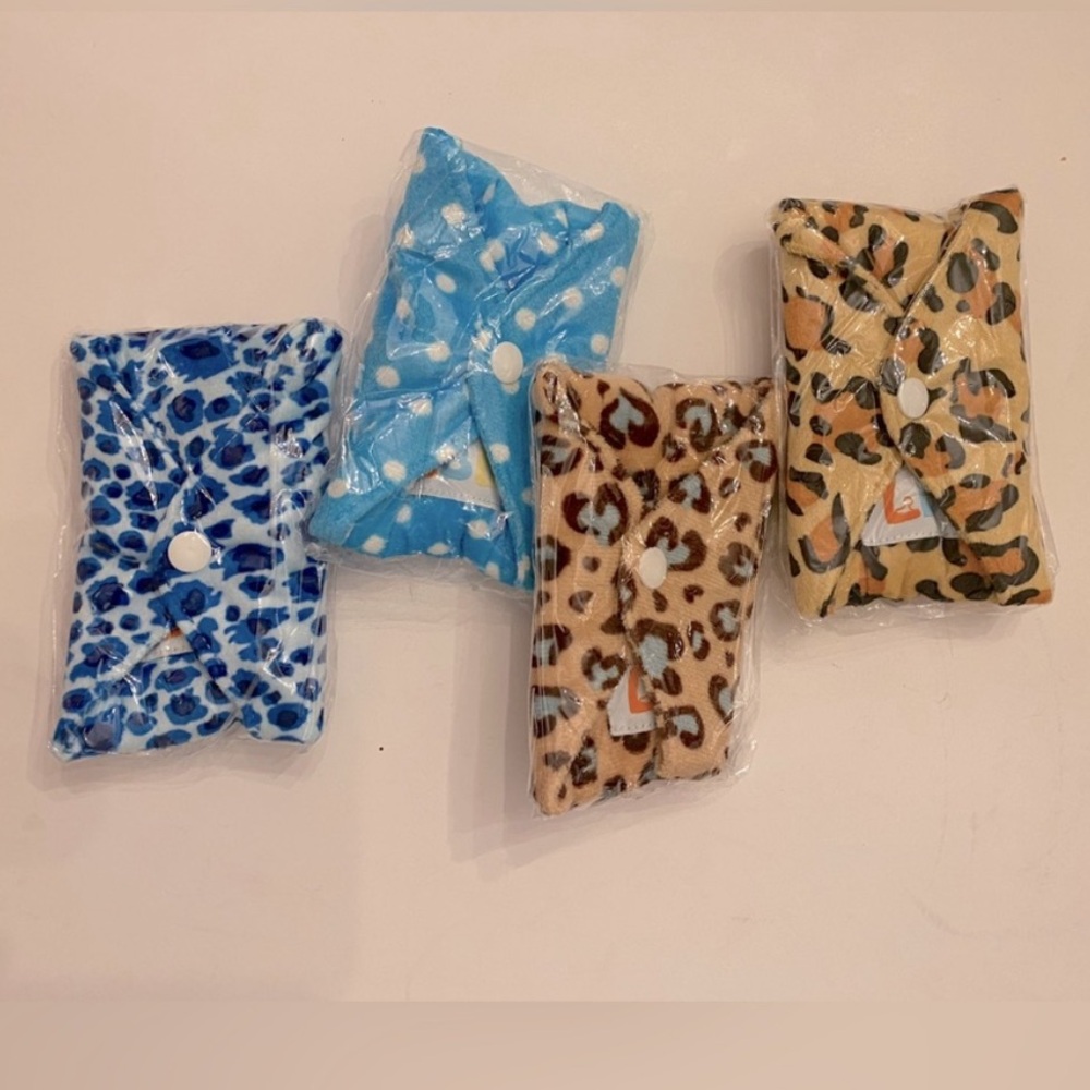 LBB NWT Sustainable Charcoal Plush Snap Wings Overnight Reusable Pads Blue Tan L